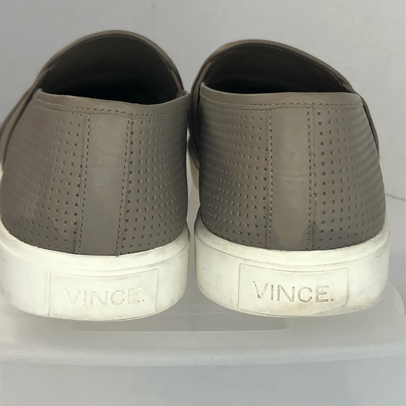 Vince Blair Perforated Leather Sneakers Size 9M - Picture 6 of 10